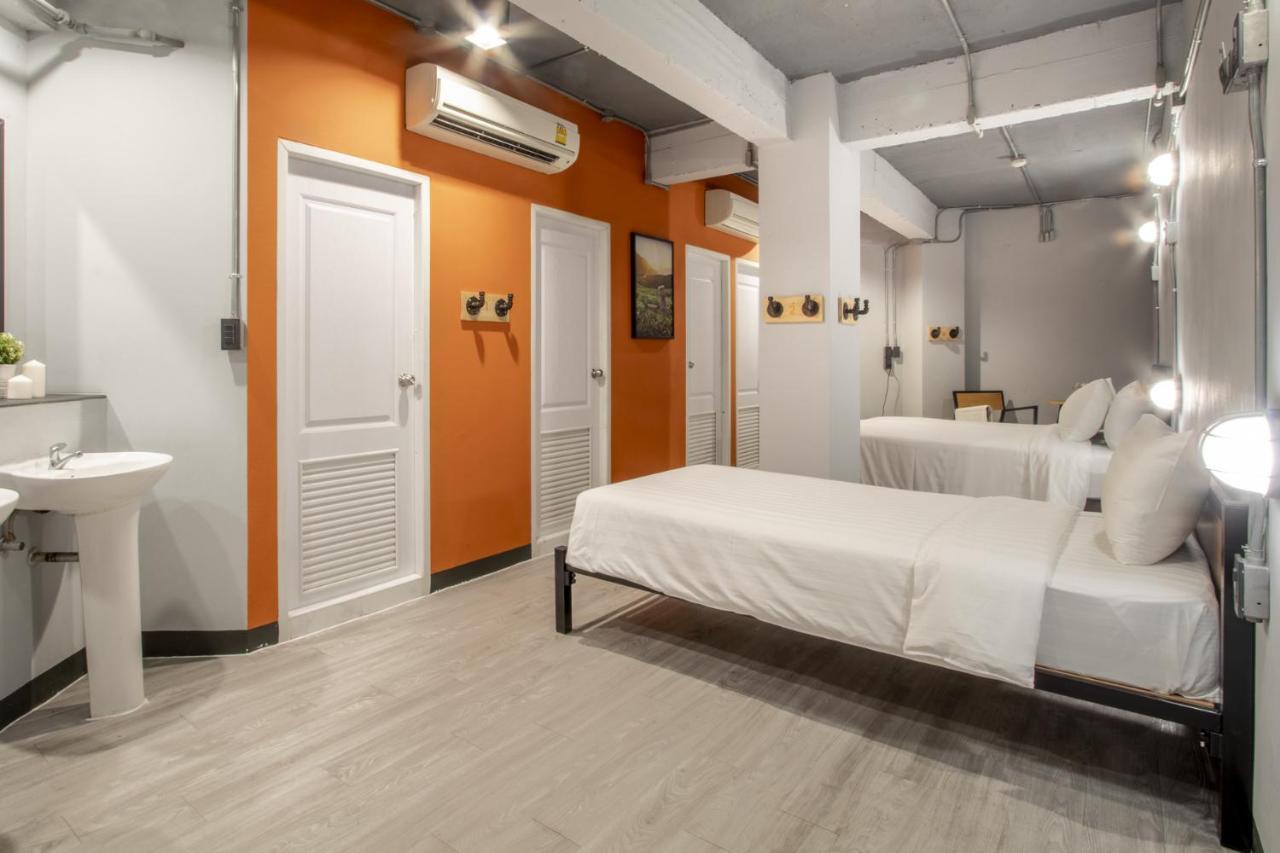 Rest24 Residence Bangkok Luaran gambar