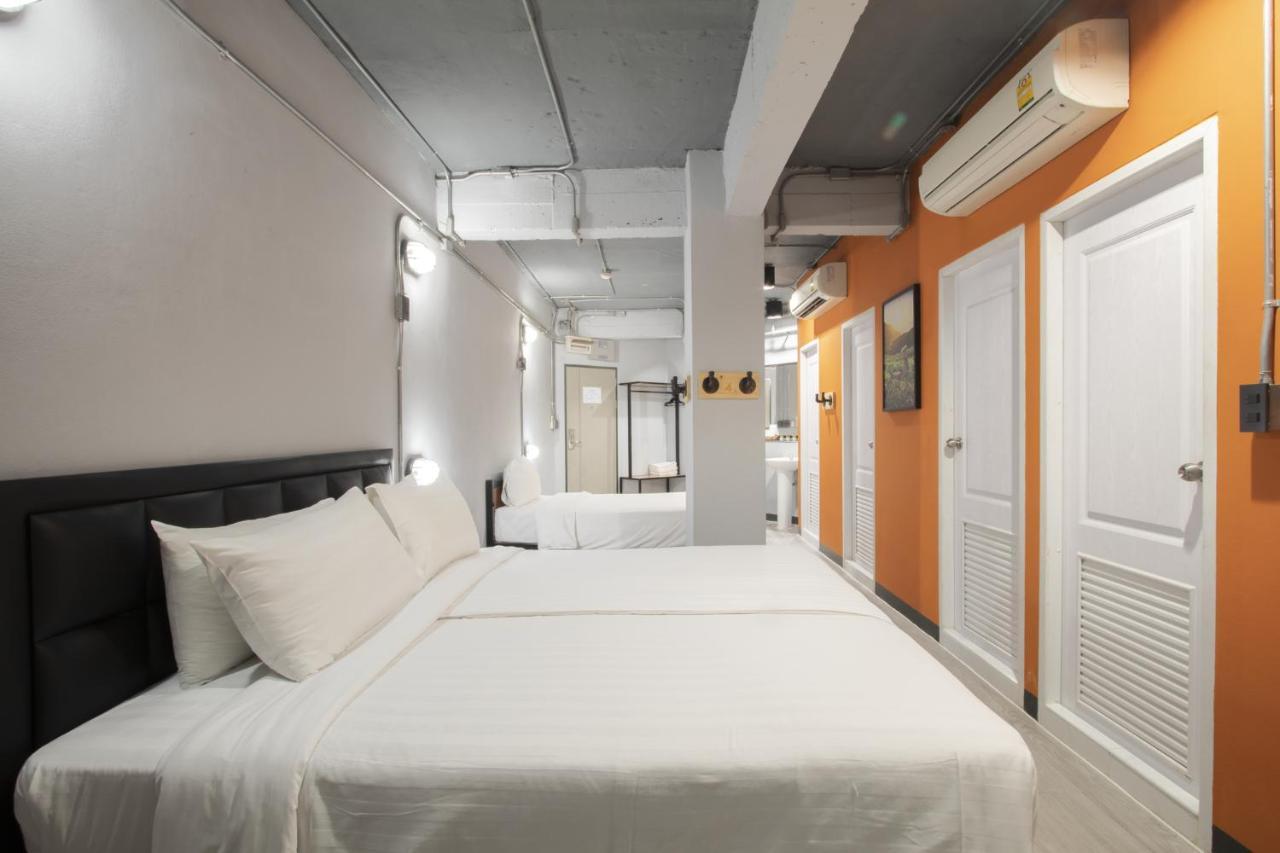 Rest24 Residence Bangkok Luaran gambar