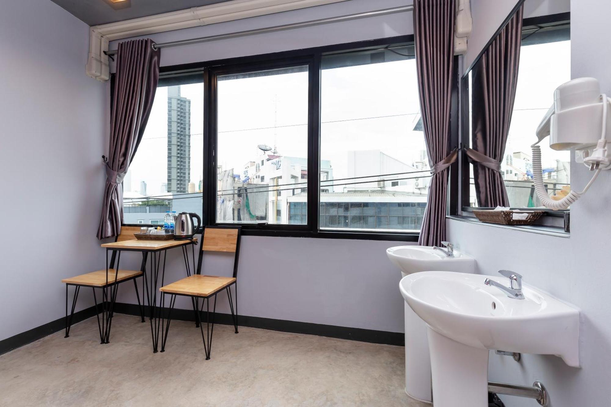 Rest24 Residence Bangkok Bilik gambar