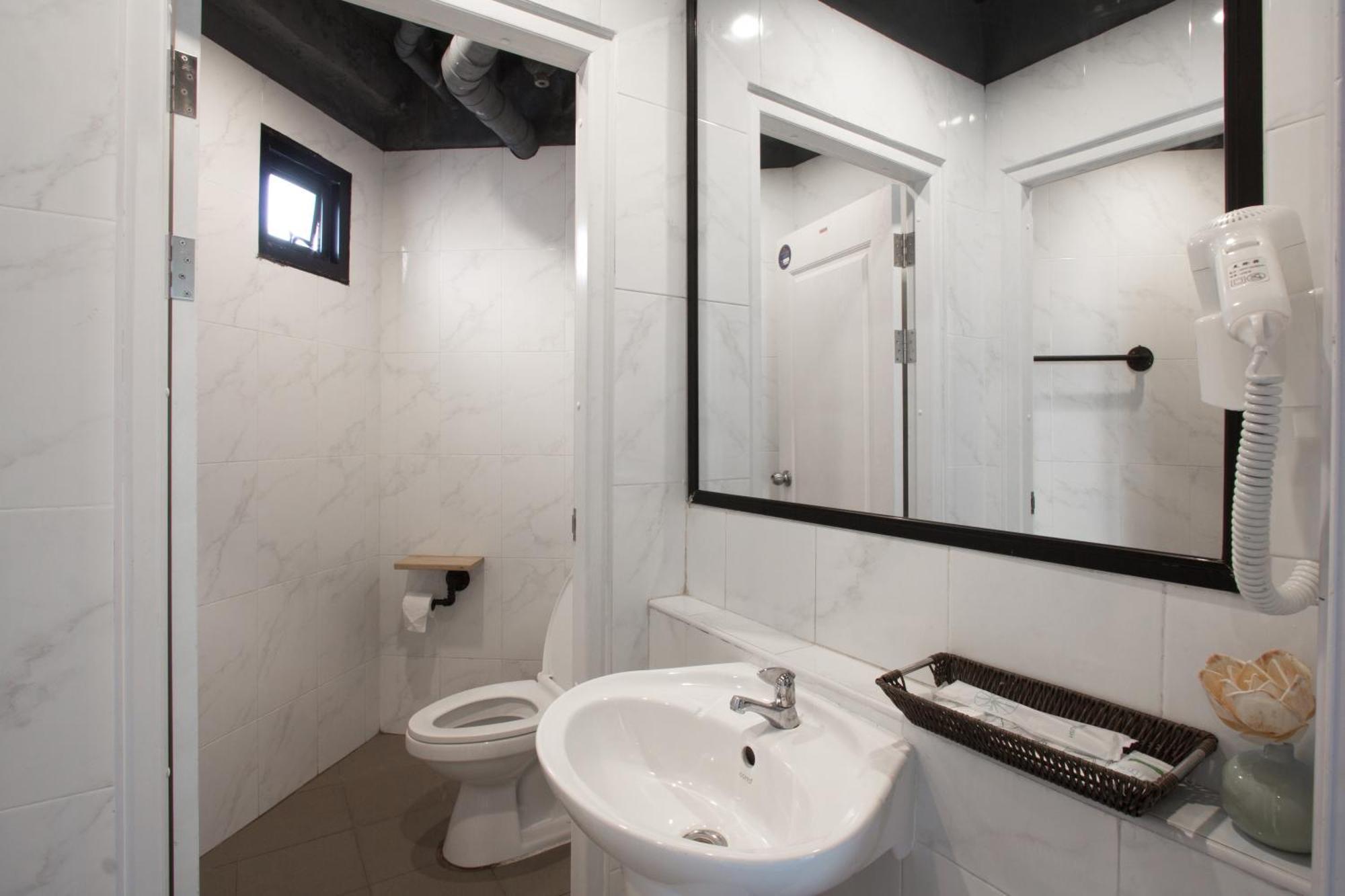 Rest24 Residence Bangkok Bilik gambar
